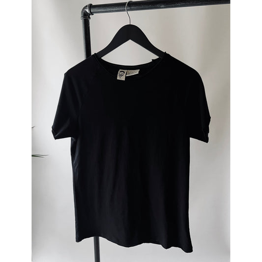 Black Raw Neck
